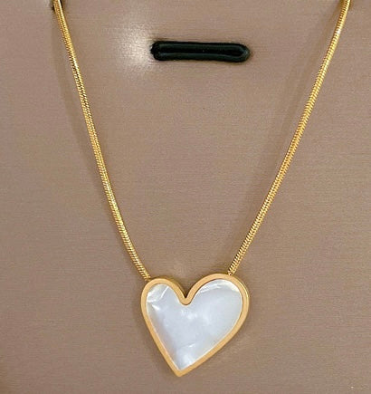 Collar Corazón White