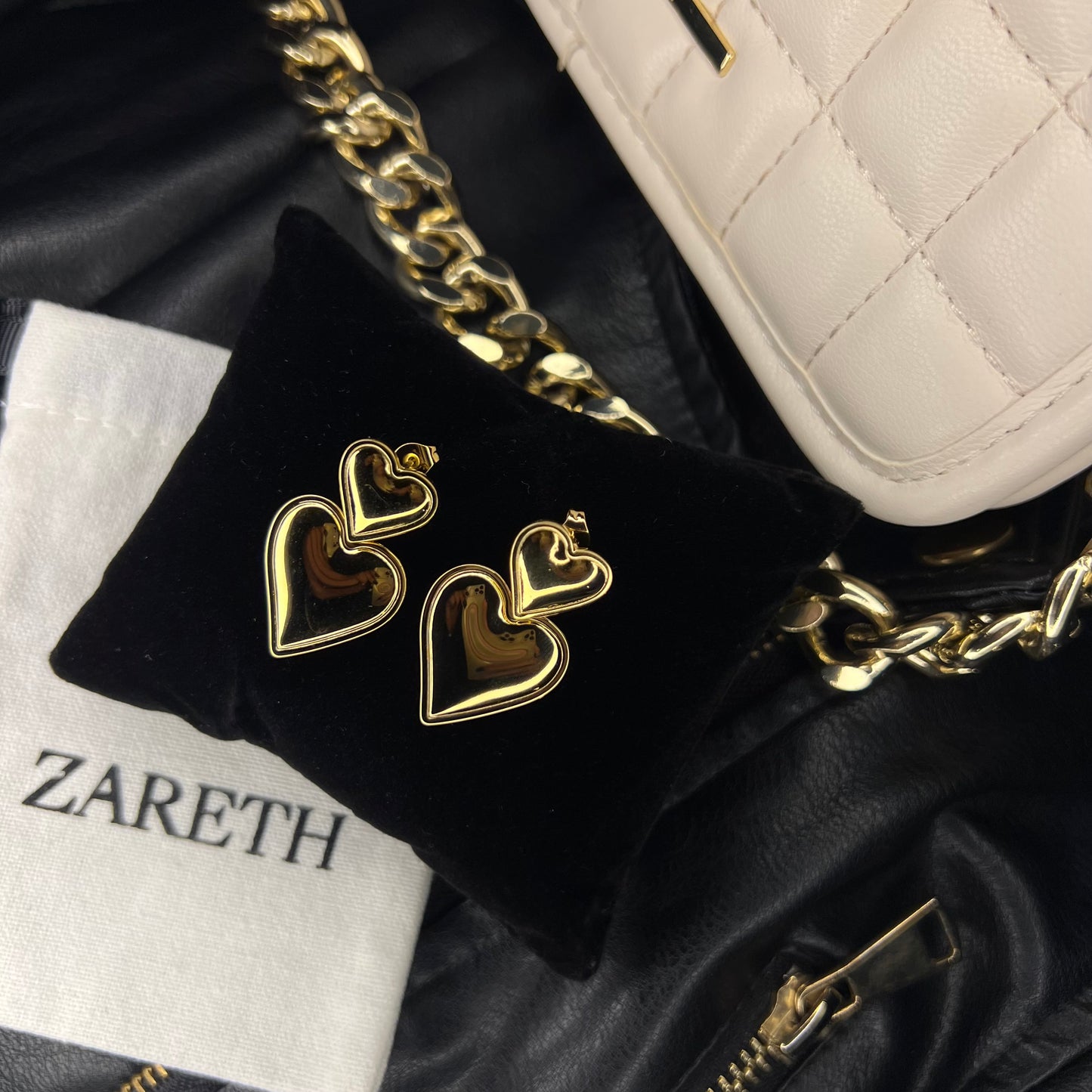 Pendientes Love