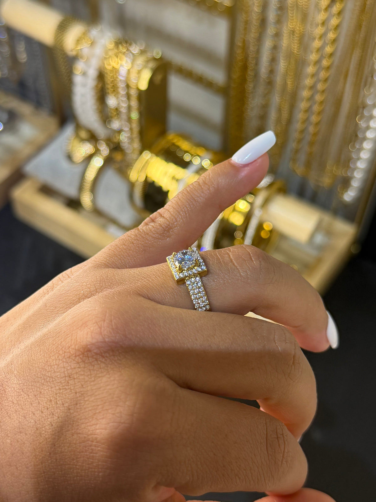 Anillo Aris