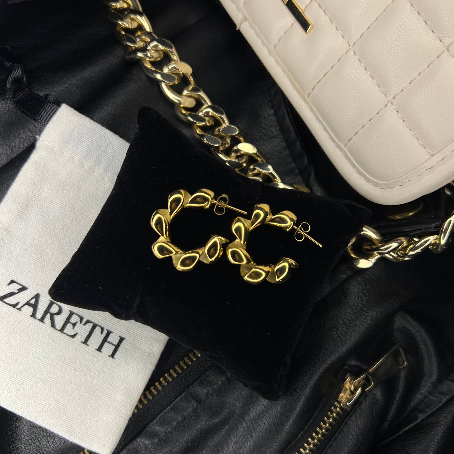 Pendientes Darcy