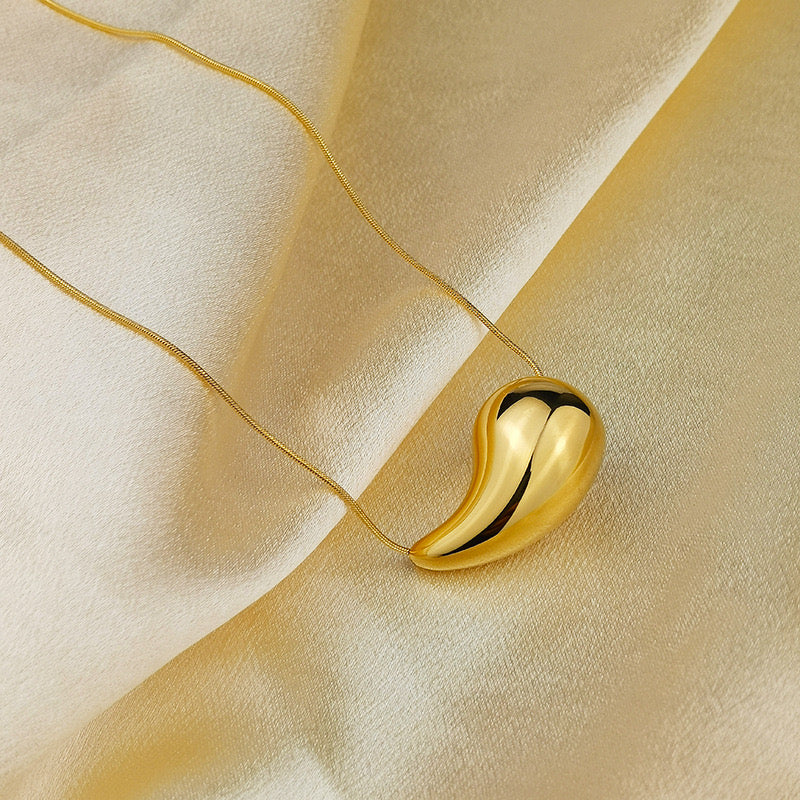 Collar Gota
